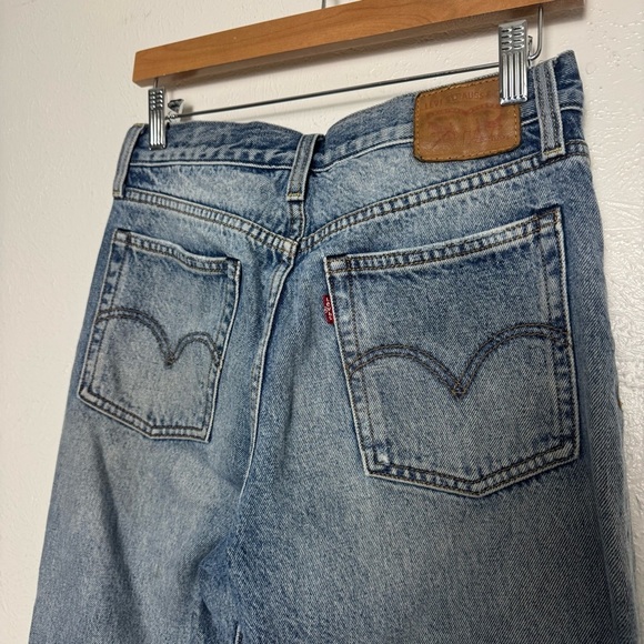 Levi's‎ High Rise White Oak Cone Denim - Picture 3 of 8